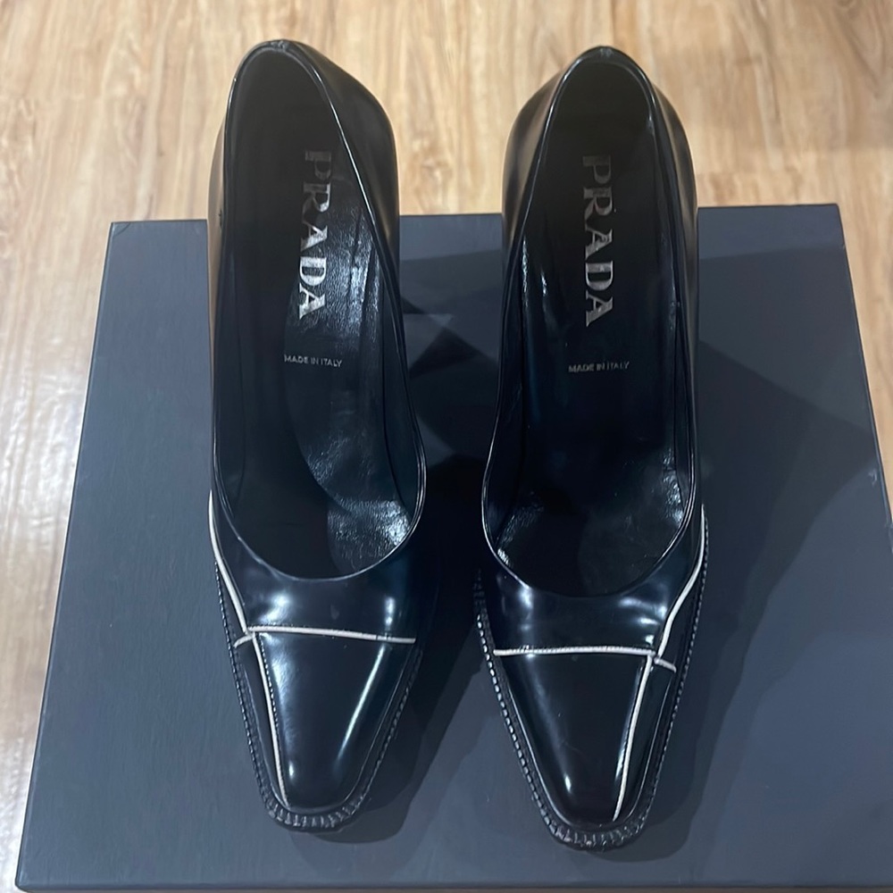 Vintage Prada Pumps with Block Heel Size 37.5